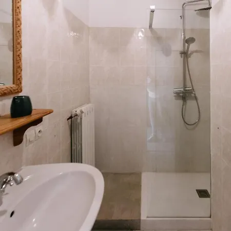 Holiday home 30m2 In 18th-century Provencal Althen-des-Paluds